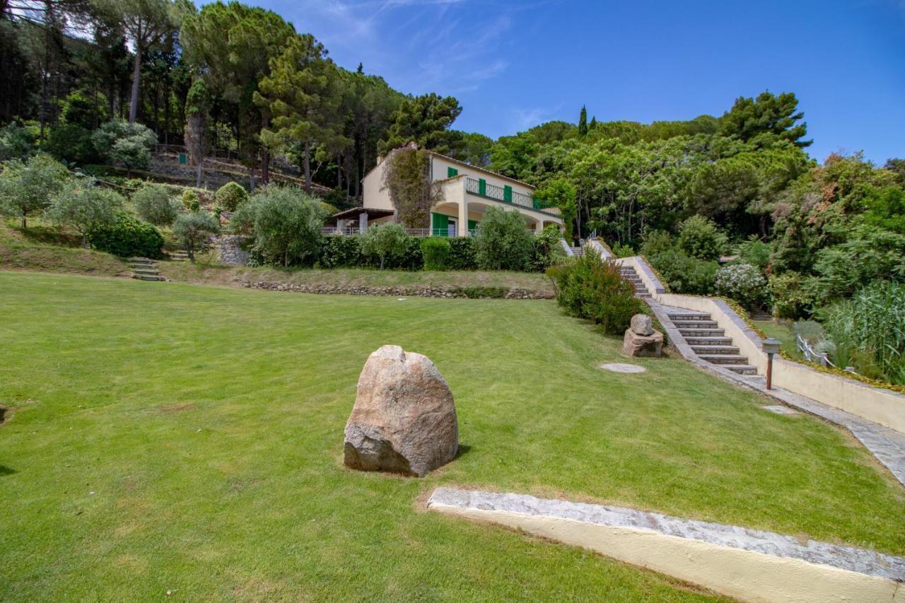 Villa Le Sprizze A Bordo Del Mare - Goelba Marciana Marina  Exteriér fotografie