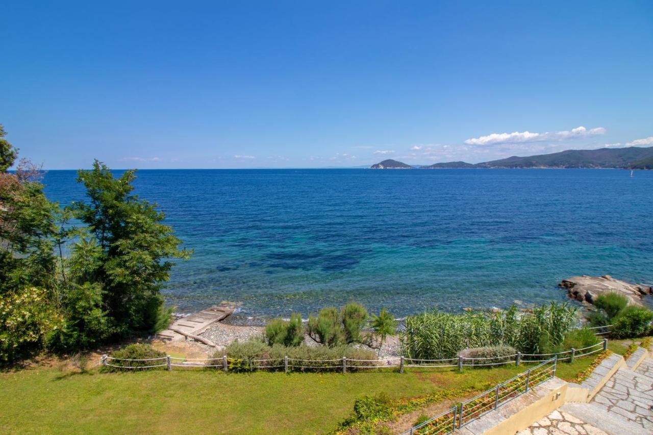 Villa Le Sprizze A Bordo Del Mare - Goelba Marciana Marina  Exteriér fotografie