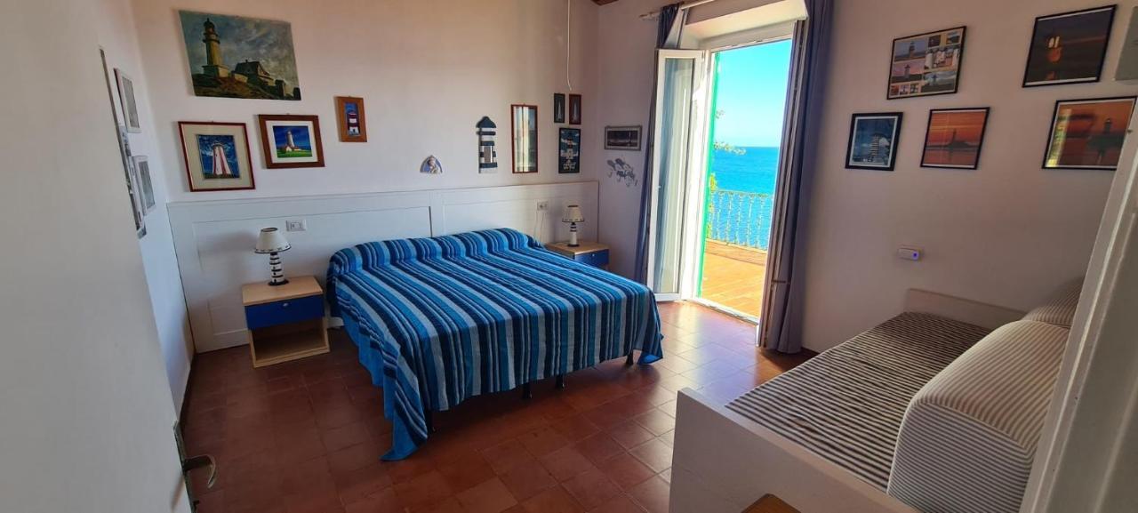 Villa Le Sprizze A Bordo Del Mare - Goelba Marciana Marina  Exteriér fotografie