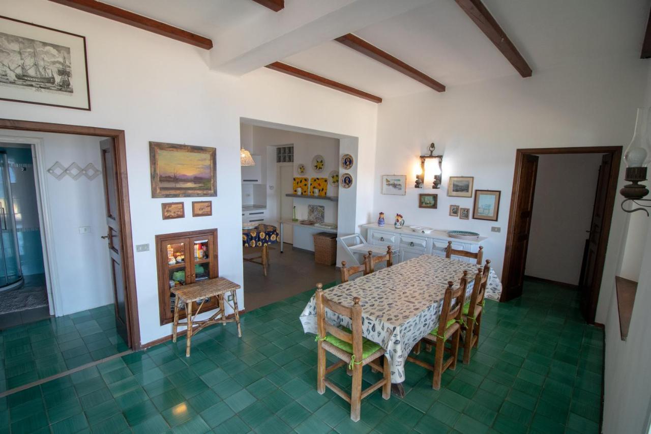 Villa Le Sprizze A Bordo Del Mare - Goelba Marciana Marina  Exteriér fotografie