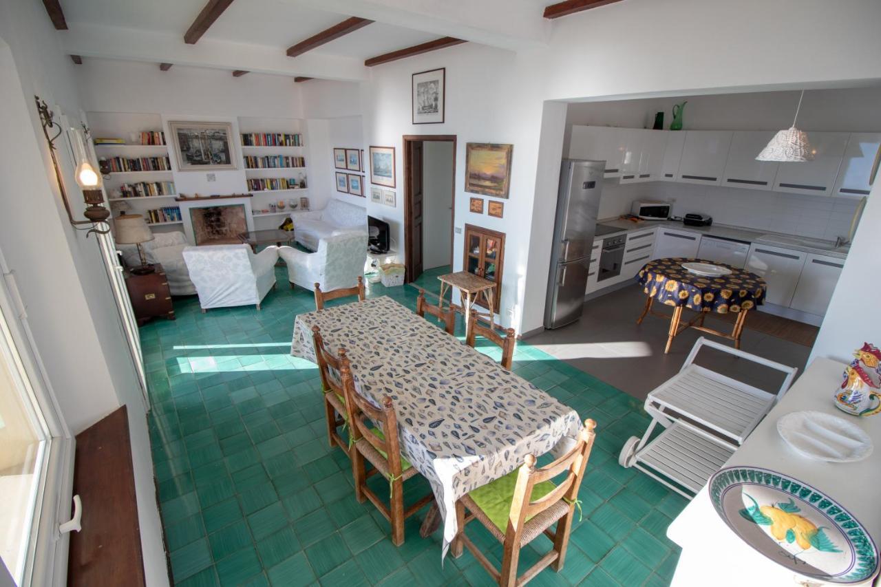 Villa Le Sprizze A Bordo Del Mare - Goelba Marciana Marina  Exteriér fotografie