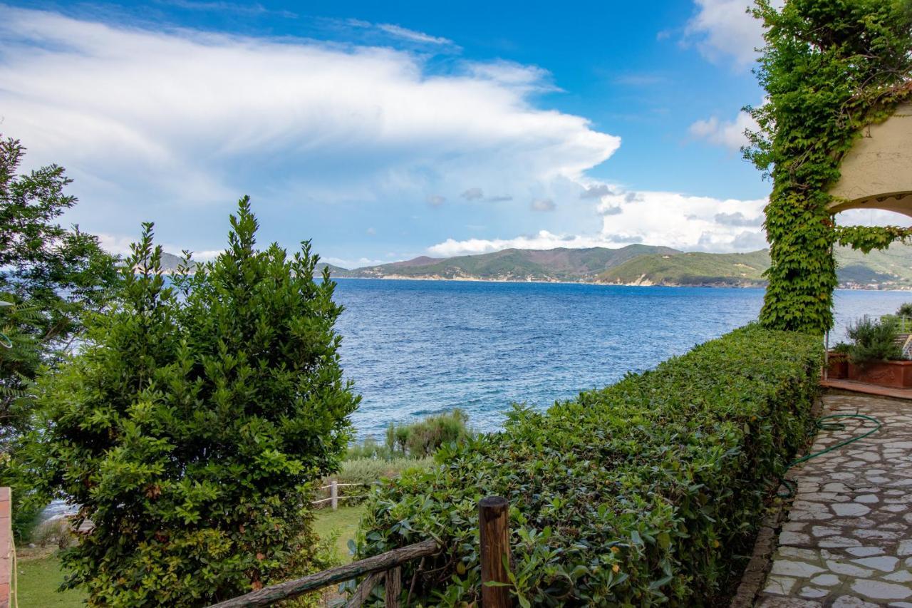 Villa Le Sprizze A Bordo Del Mare - Goelba Marciana Marina  Exteriér fotografie